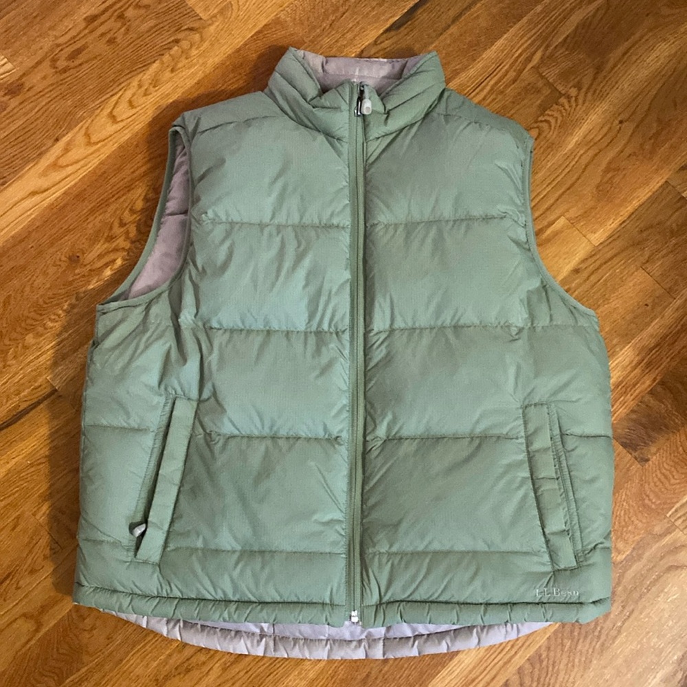 LL Bean Men’s reversible vest size large